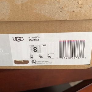 Ugg Ansley slipper ladies size 8